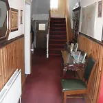 Oaklands Bed & Breakfast *