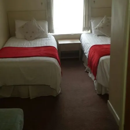 Oaklands Bed & Breakfast