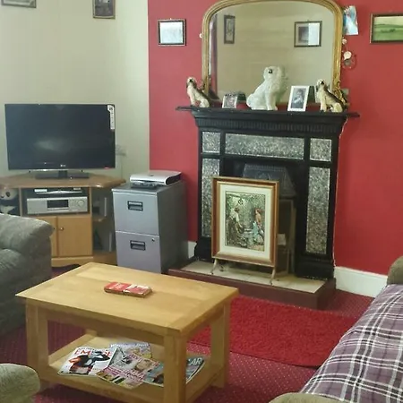 Oaklands Bed & Breakfast