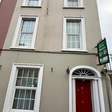 Oaklands Bed and breakfast