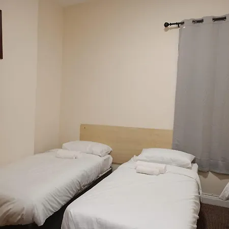 Oaklands Bed and Breakfast
