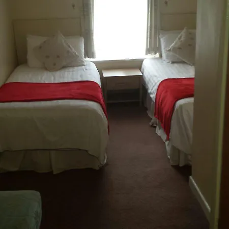 Oaklands Bed and Breakfast